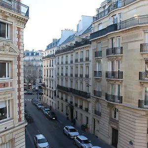 Bassano 4* Paris