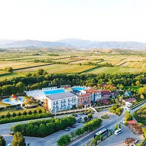 Gardenland 4*, Bushat Albania